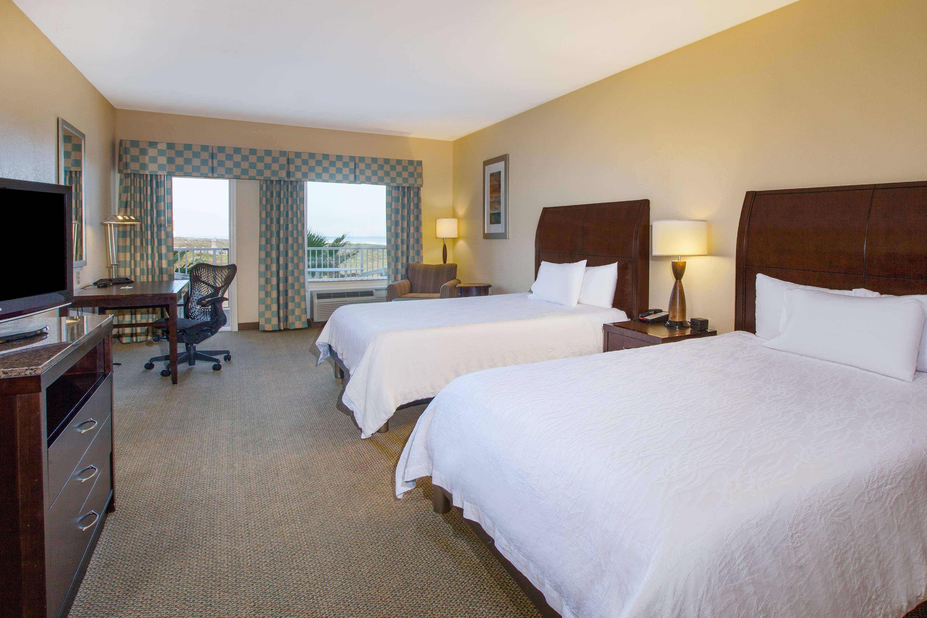 Hilton Garden Inn South Padre Island Beachfront Exterior photo