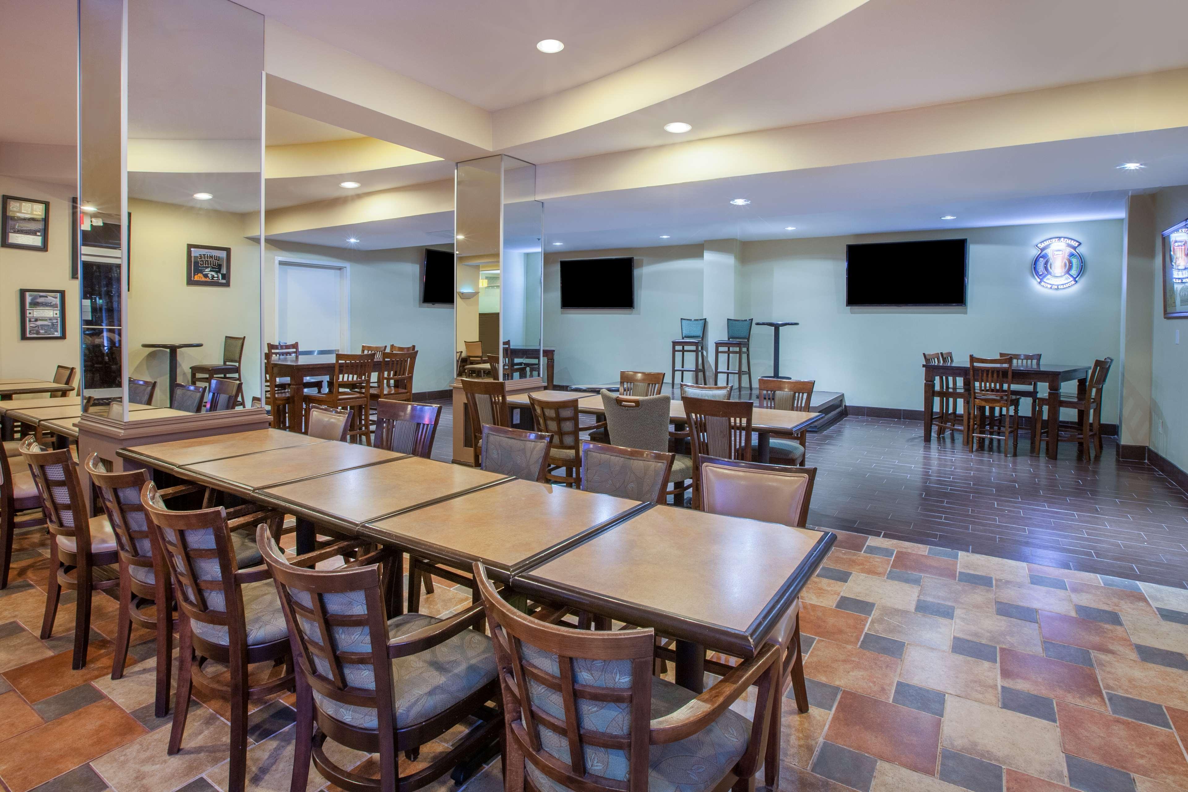 Hilton Garden Inn South Padre Island Beachfront Exterior photo