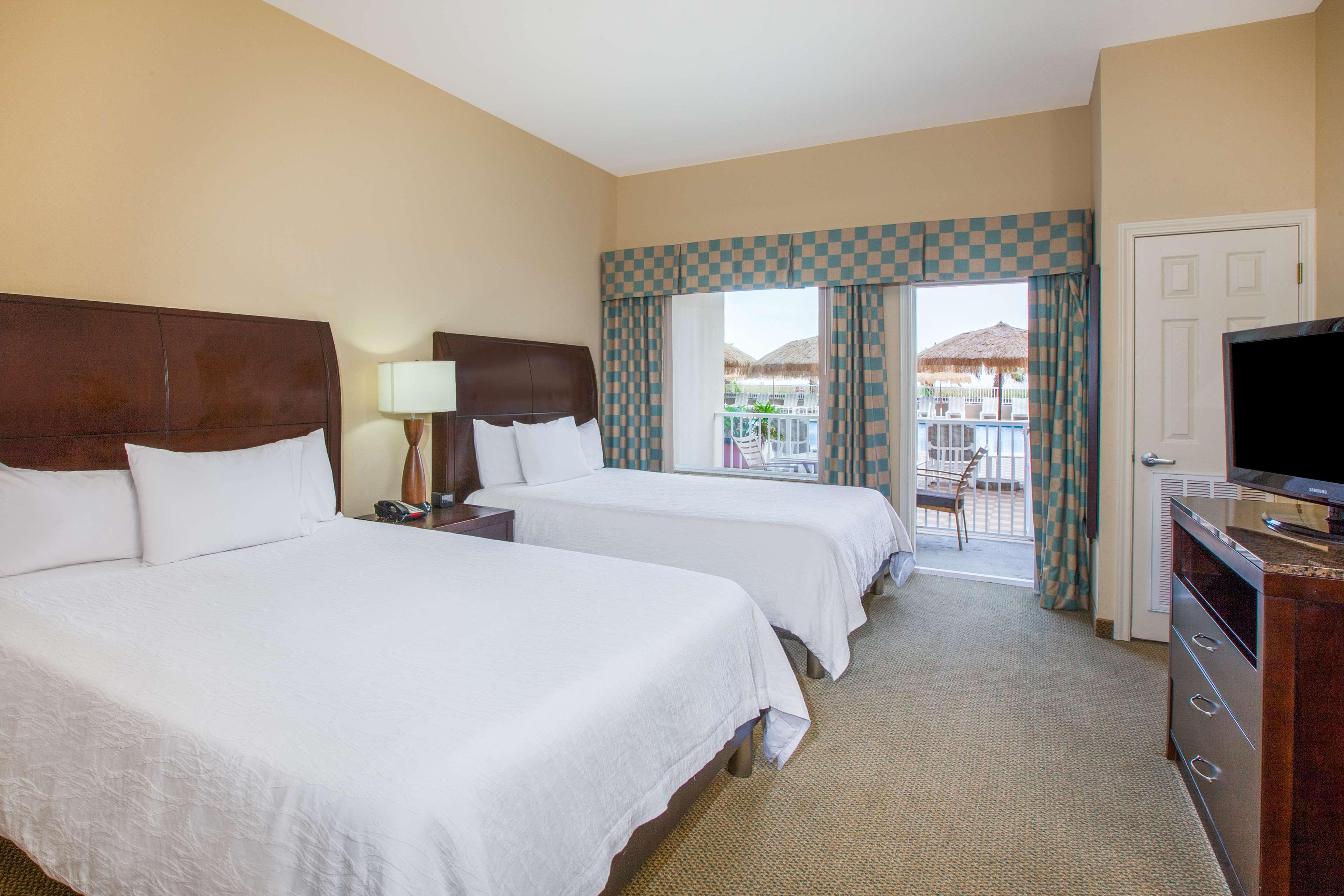 Hilton Garden Inn South Padre Island Beachfront Exterior photo
