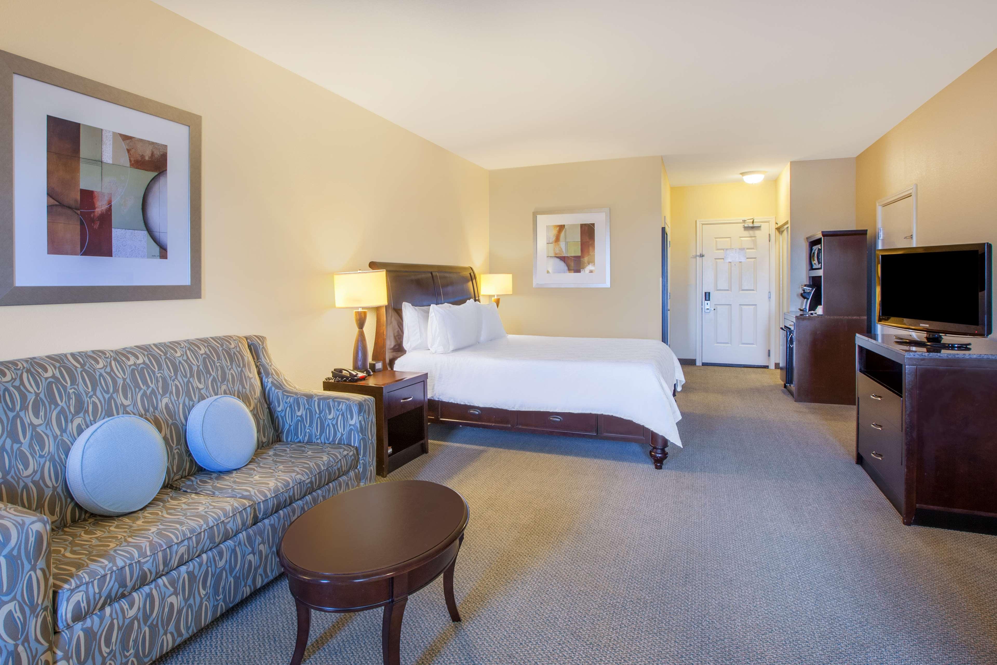 Hilton Garden Inn South Padre Island Beachfront Exterior photo