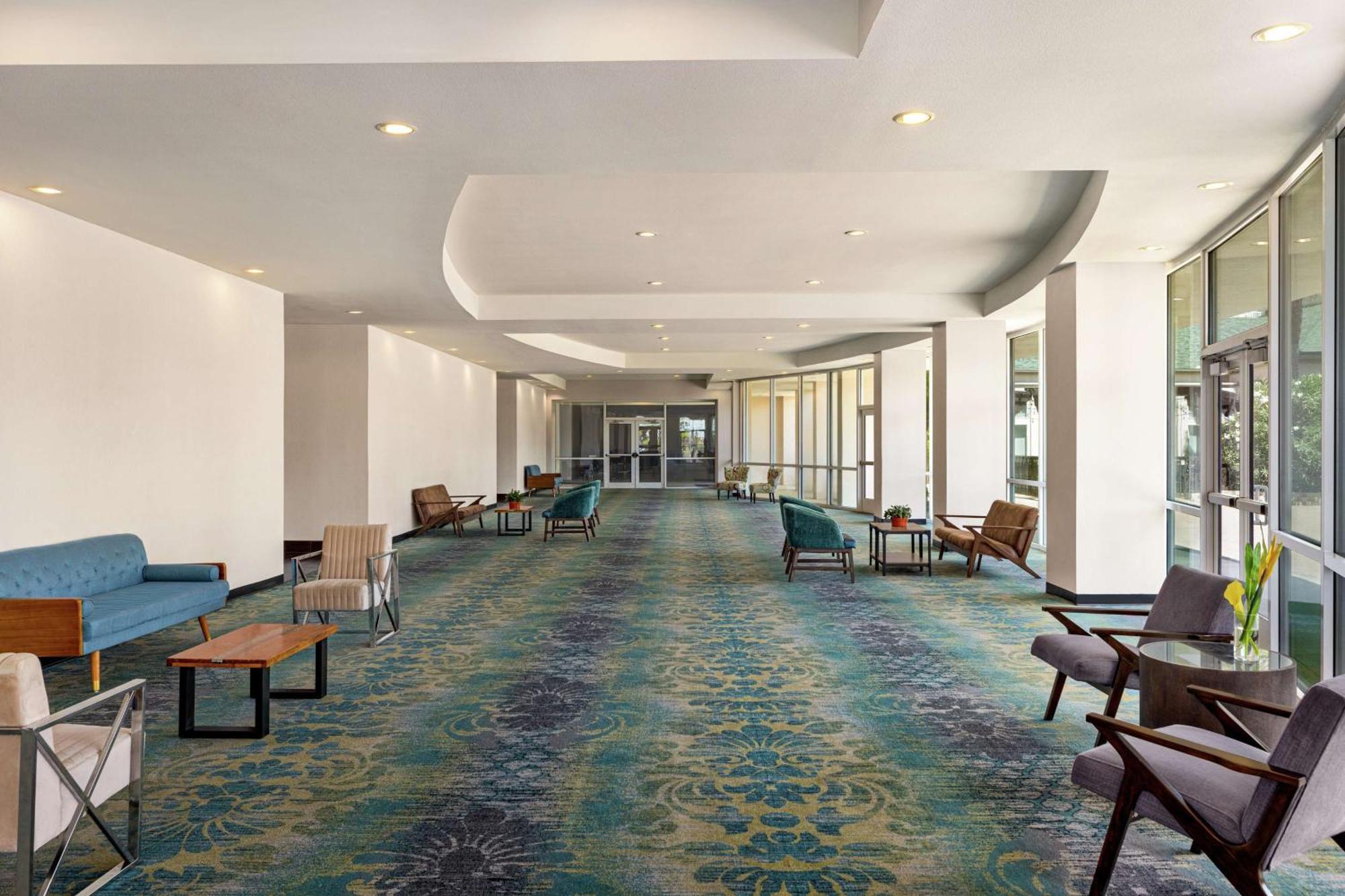 Hilton Garden Inn South Padre Island Beachfront Exterior photo
